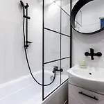 Lumina Cozy 3-room In