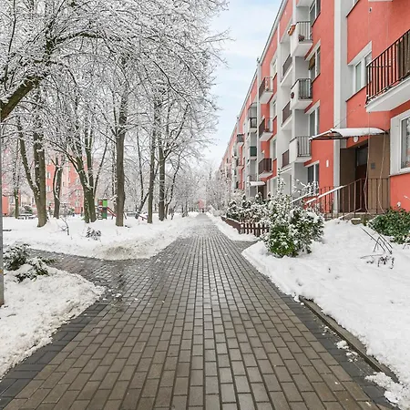 Lumina I Cozy 3-rooms In I Near Mall