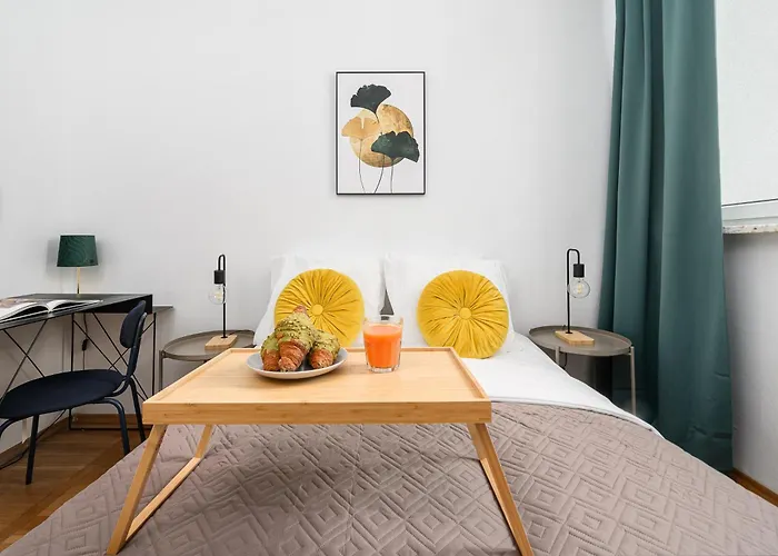 Lumina Cozy 3-room In Varsovie